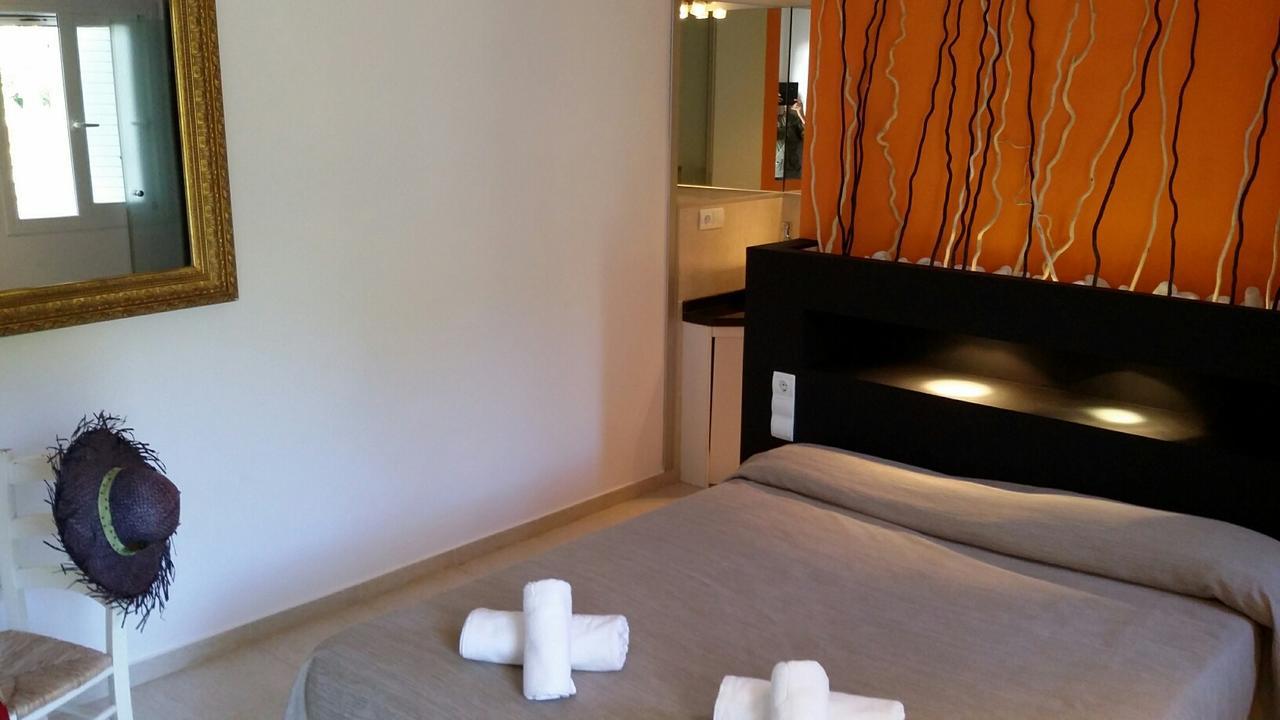 Apartamentos Colomar Santa Eulalia del Río Exterior foto