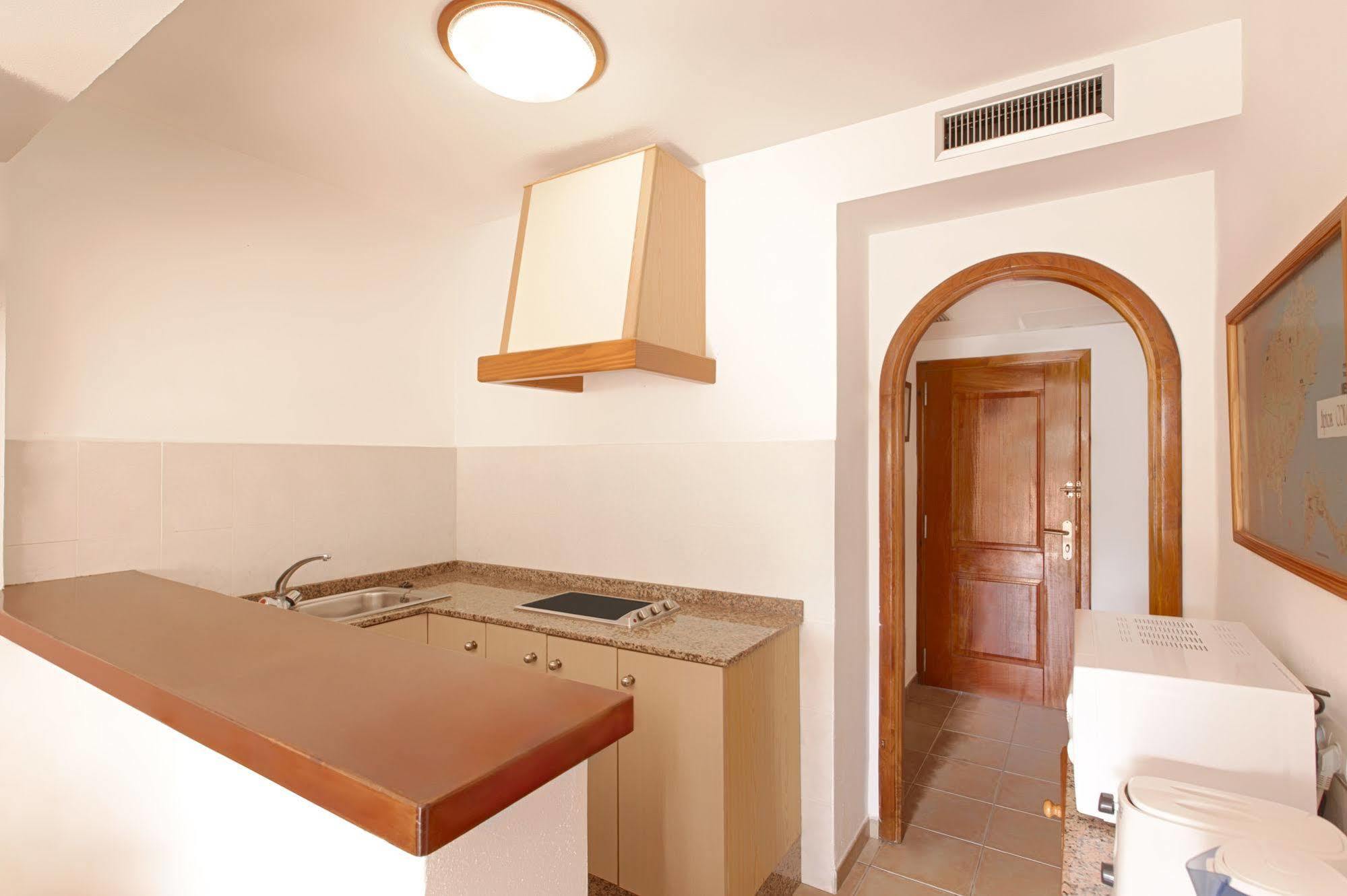 Apartamentos Colomar Santa Eulalia del Río Exterior foto